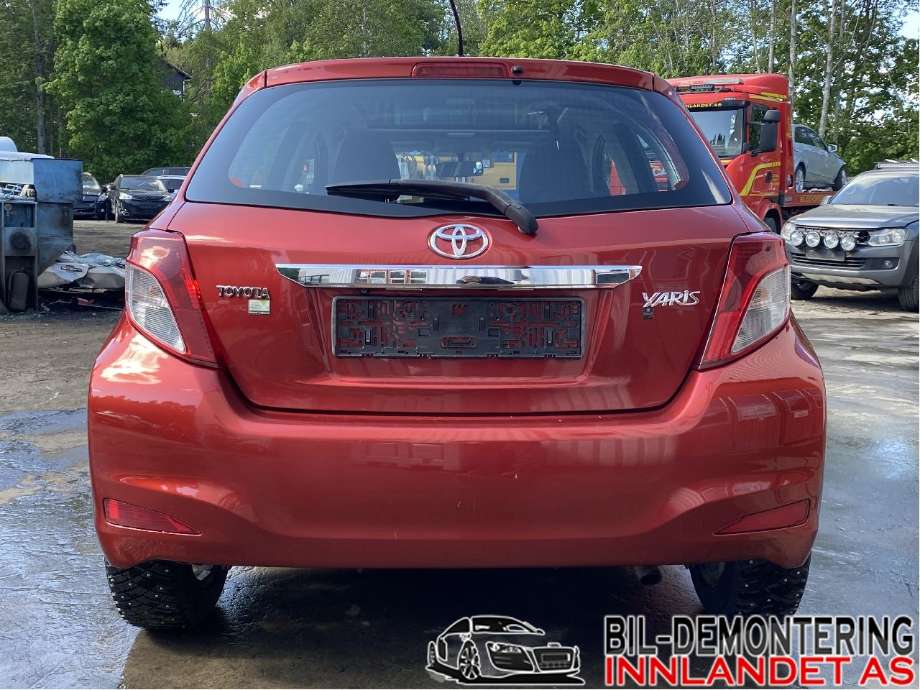 Toyota Yaris 2012-2014 (Type III, Fase 1) , Motorkode: 1NR-FE, Girkassekode: 3030052891