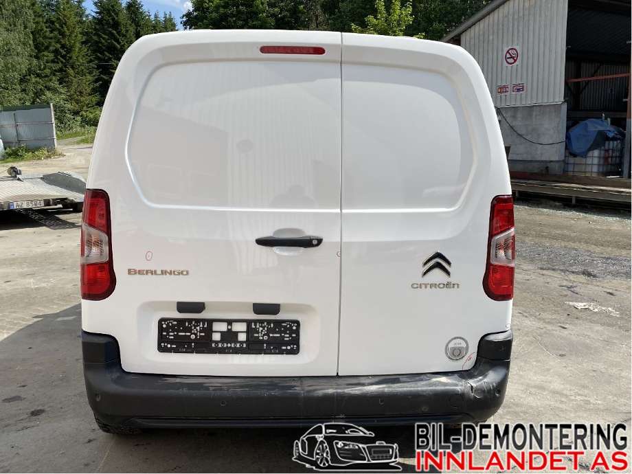 Citroën Berlingo 2019-->> (Type III) , Motorkode: YHW, Girkassekode: 16 230 929 80
