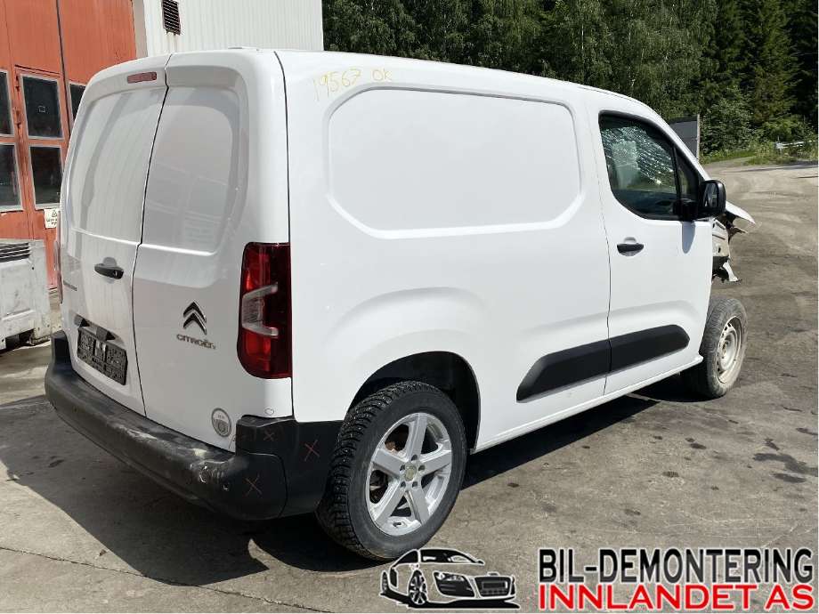 Citroën Berlingo 2019-->> (Type III) , Motorkode: YHW, Girkassekode: 16 230 929 80