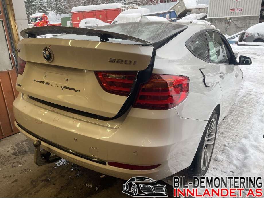 BMW 3-Serie 2012-2018 (F30/F31/F34) (F30/F31/F34), Motorkode: N20-B20B, Girkassekode: GA8HP45Z - 4WD