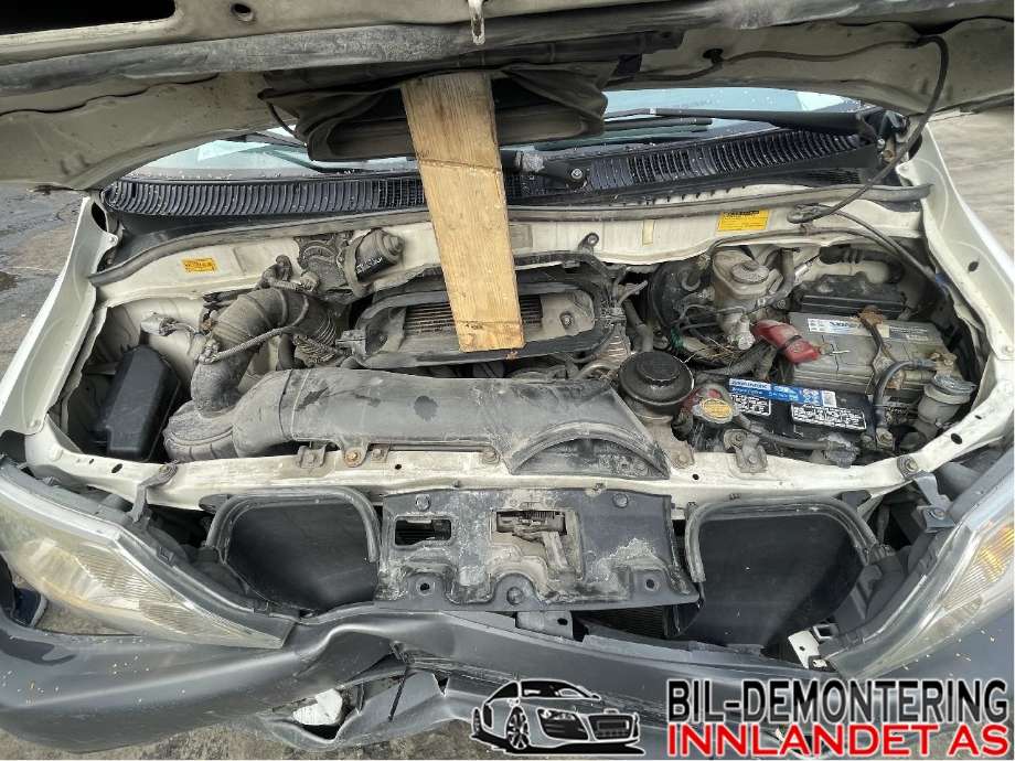 Toyota Hiace 2007-2012 (Fase 3) , Motorkode: 2KD-FTV, Girkassekode: 