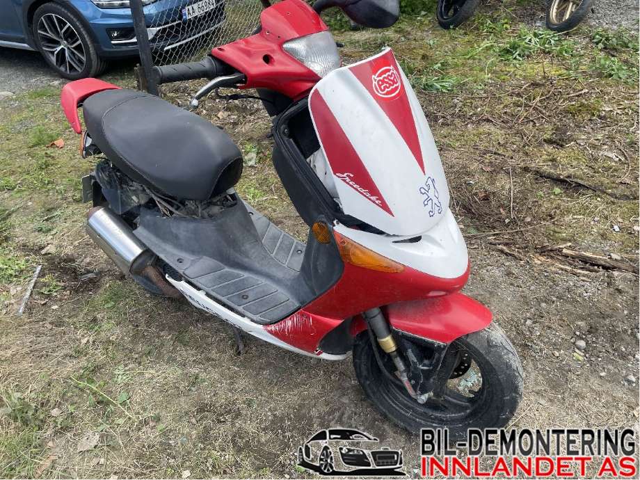 Moped Peugeot Øvrige 0-->> delebil , Motorkode: , Girkassekode: