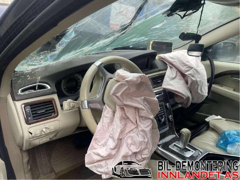 Volvo XC70 2008-2013 (Type II, Fase 1) , Motorkode: D5244T17, Girkassekode: 
