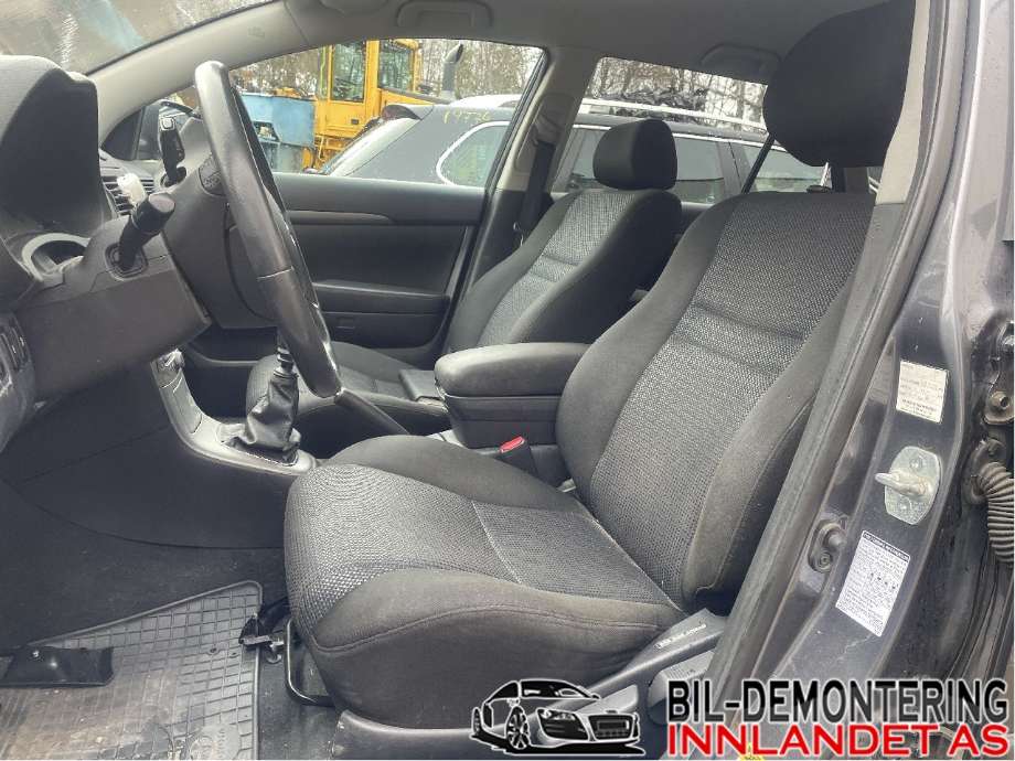 Toyota Avensis 2003-2008 (Type II) , Motorkode: 1AD-FTV, Girkassekode:
