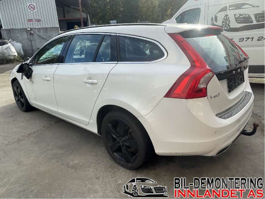 Volvo V60/V60 CC 2013-2018 (Type I, Fase 2) , Motorkode: D5244T15, Girkassekode: 