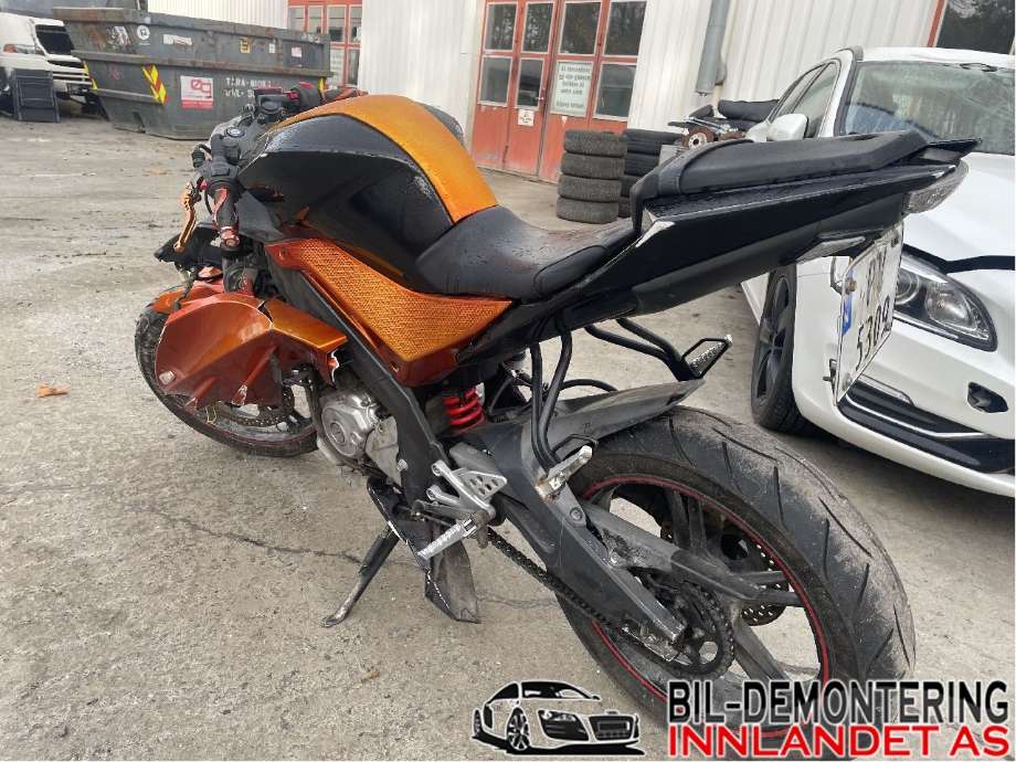 MC Yamaha Øvrige 0-->> delebil , Motorkode: , Girkassekode: 