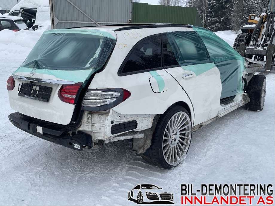 Mercedes C-Klasse 2014-2018 (Fase 1) (W205) (W205), Motorkode: M177.980, Girkassekode: A 205 270 96 01