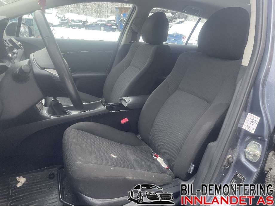 Toyota Avensis 2009-2015 (Type III, Fase 1) delebil , Motorkode: 1AD-FTV, Girkassekode: 3030020A90