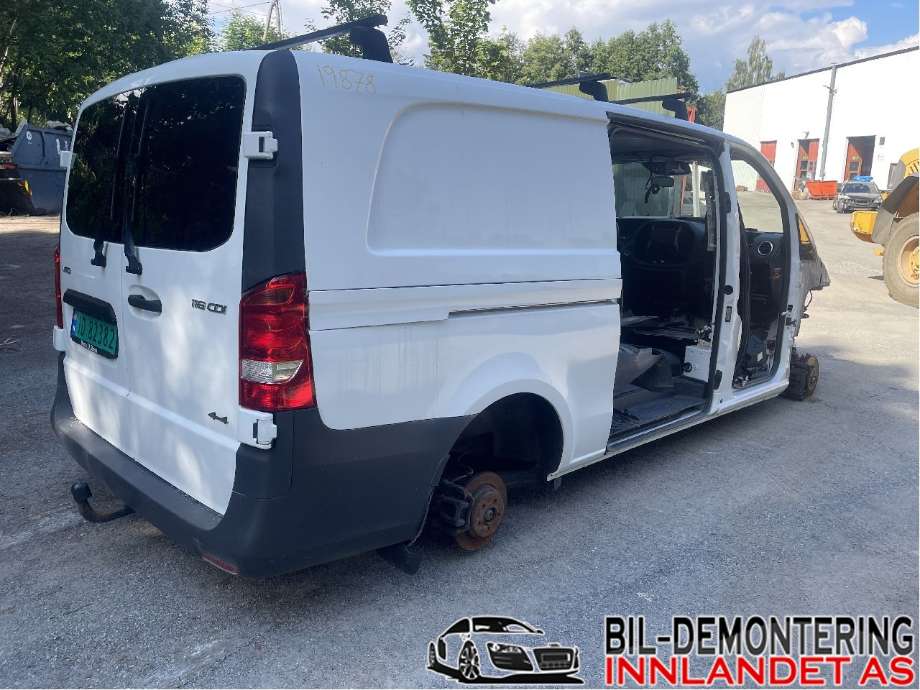 Mercedes Vito 2014-->> (W447) (W447), Motorkode: OM651.950, Girkassekode: A 447 270 74 00