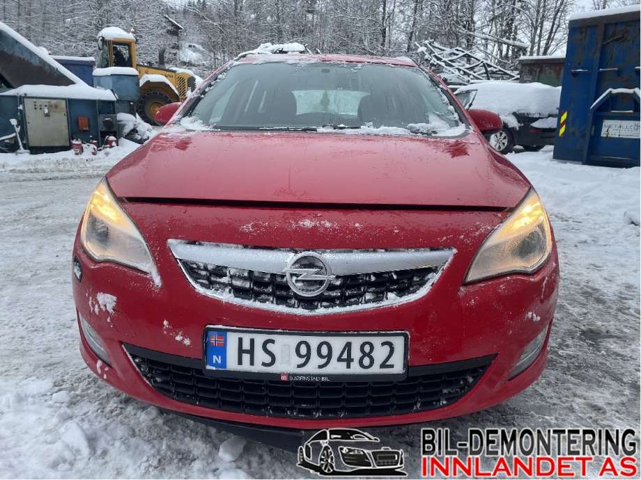 Opel Astra J 2010-2015 delebil , Motorkode: A13DTE, Girkassekode: 
