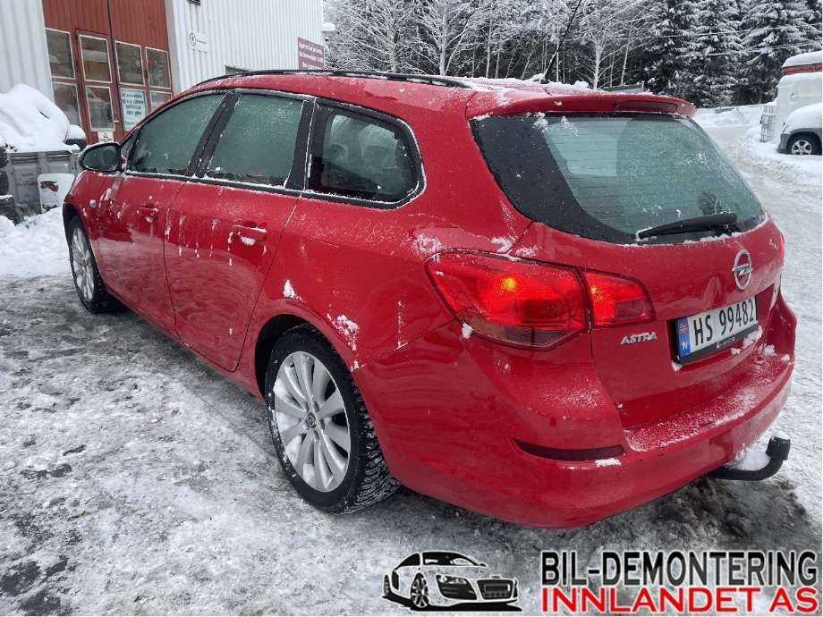 Opel Astra J 2010-2015 delebil , Motorkode: A13DTE, Girkassekode: 