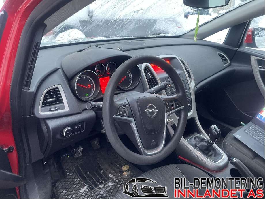 Opel Astra J 2010-2015 delebil , Motorkode: A13DTE, Girkassekode: 