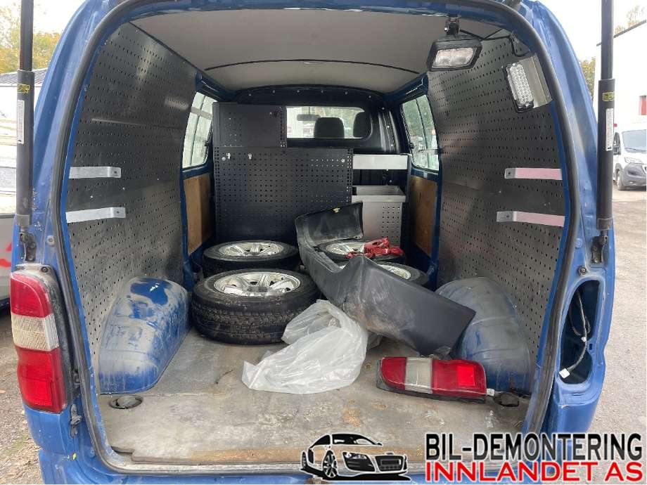 Toyota Hiace 2007-2012 (Fase 3) , Motorkode: 2KD-FTV, Girkassekode: 