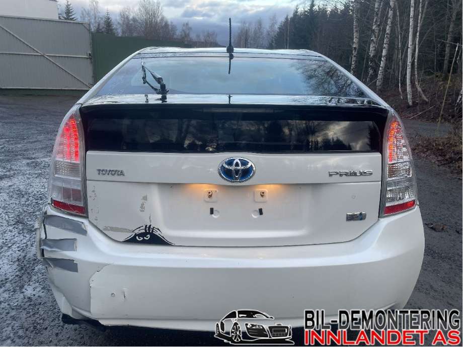 Toyota Prius 2009-2016 (Type III) (COMBI) (COMBI), Motorkode: 2ZR-FXE, Girkassekode: 3090047060