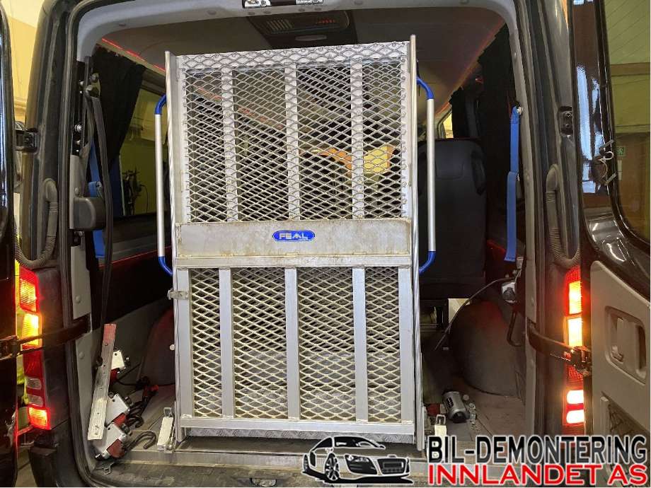 Mercedes Sprinter 2013-2018 (Fase 2) (906) (906), Motorkode: OM651.955, Girkassekode: 722.908