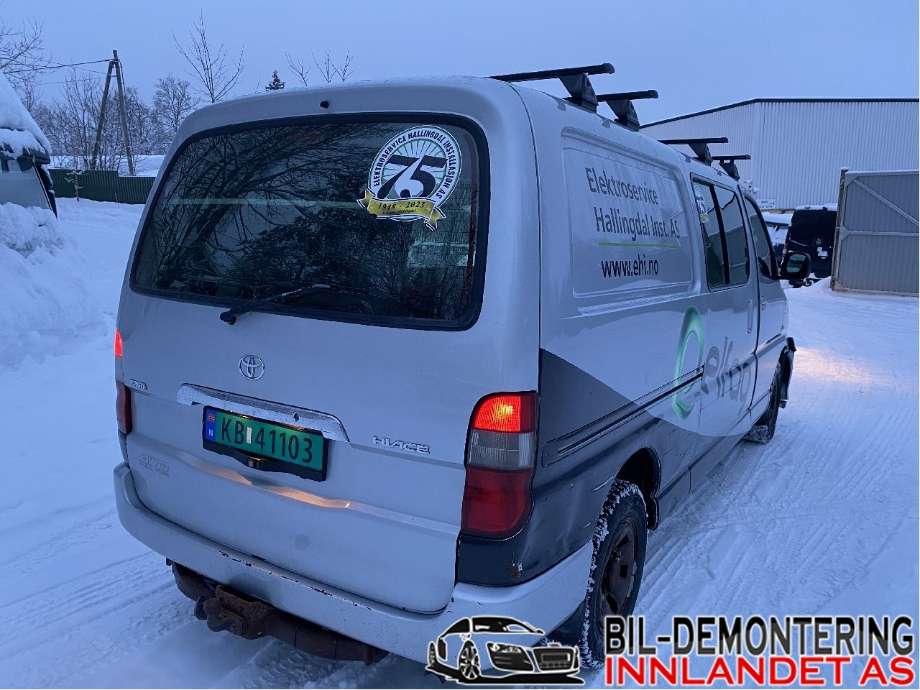 Toyota Hiace 2007-2012 (Fase 3) , Motorkode: 2KD-FTV, Girkassekode: 3303026A61