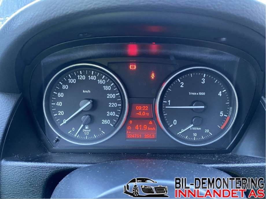 BMW X1 2009-2015 (E84) (E84), Motorkode: N47-D20C, Girkassekode: GS6X37DZ