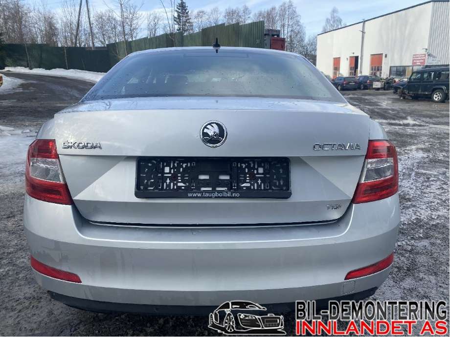 Škoda Octavia 2013-2016 (Type III, Fase 1) , Motorkode: CLHA, Girkassekode: PMZ