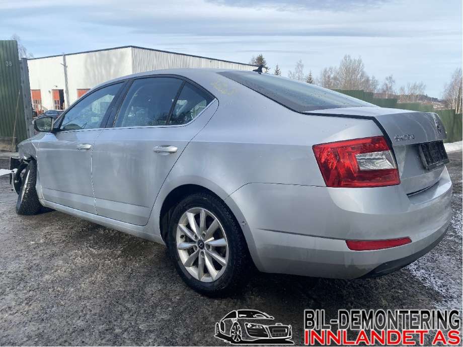 Škoda Octavia 2013-2016 (Type III, Fase 1) , Motorkode: CLHA, Girkassekode: PMZ