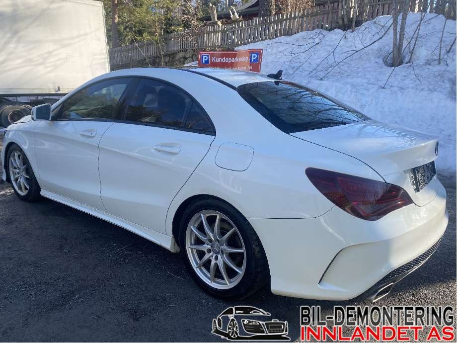 Mercedes CLA 2013-2019 (C117) (C117), Motorkode: M270.910, Girkassekode: 724.002