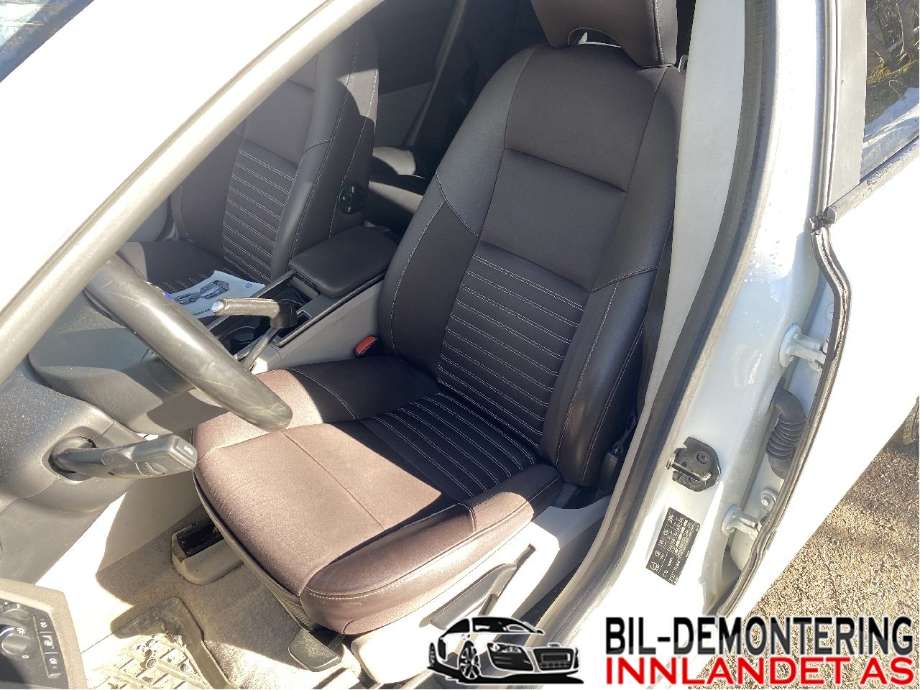 Volvo V50 2007-2012 (Fase 2) , Motorkode: D4164T, Girkassekode: MTX75