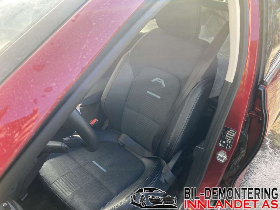 Ford Focus 2018-->> (Type IV) , Motorkode: B7DA, Girkassekode: 8F24