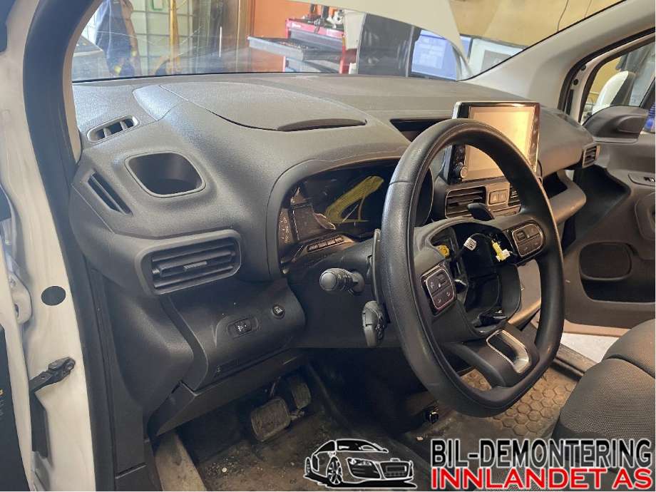 Citroën Berlingo 2019-->> (Type III) , Motorkode: YHZ, Girkassekode: ATN8