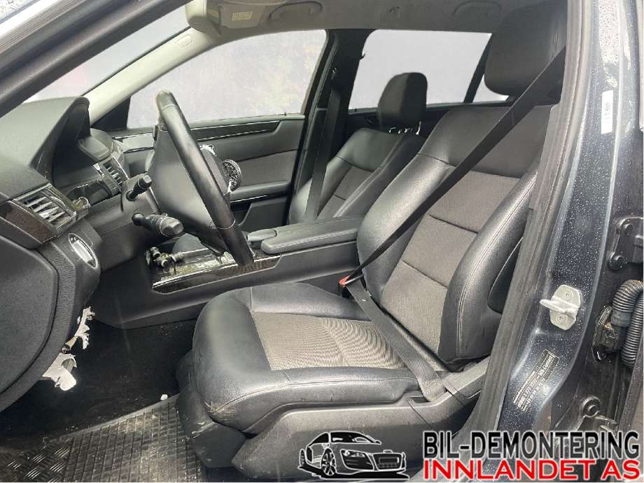 Mercedes E-Klasse 2009-2013 (Fase 1) (W212) (W212), Motorkode: OM651.924, Girkassekode: A 212 270 75 03