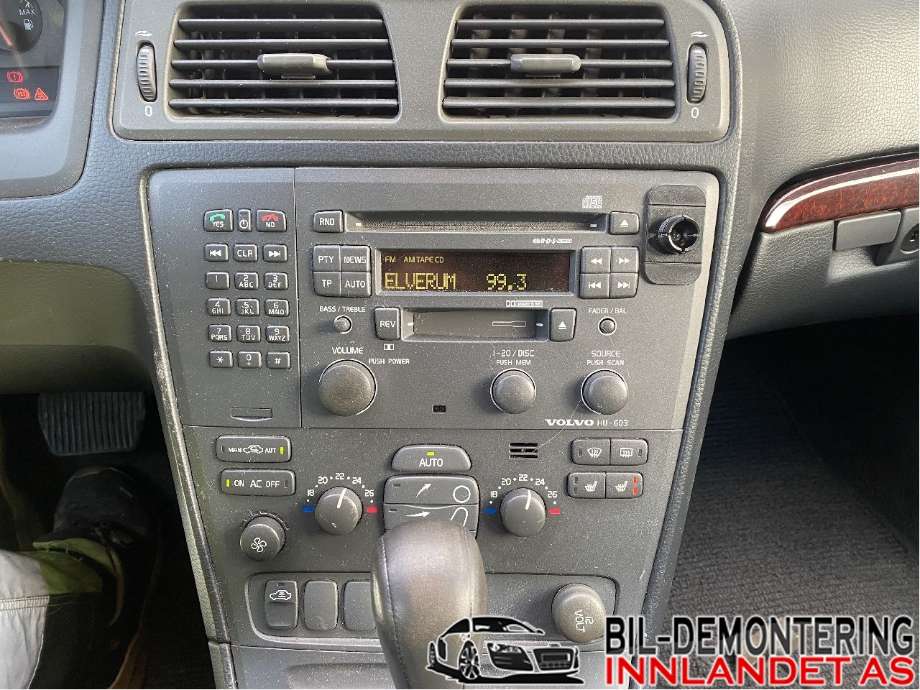 Volvo XC70 2001-2004 (Type I, Fase 1) , Motorkode: B5244T3, Girkassekode: AW50/51