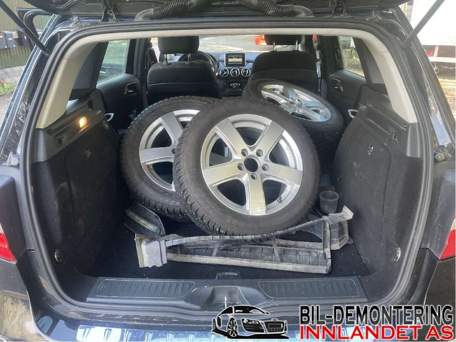 Mercedes B-Klasse 2011-2018 (W246) delebil , Motorkode: M270.910, Girkassekode: A 246 370 89 02
