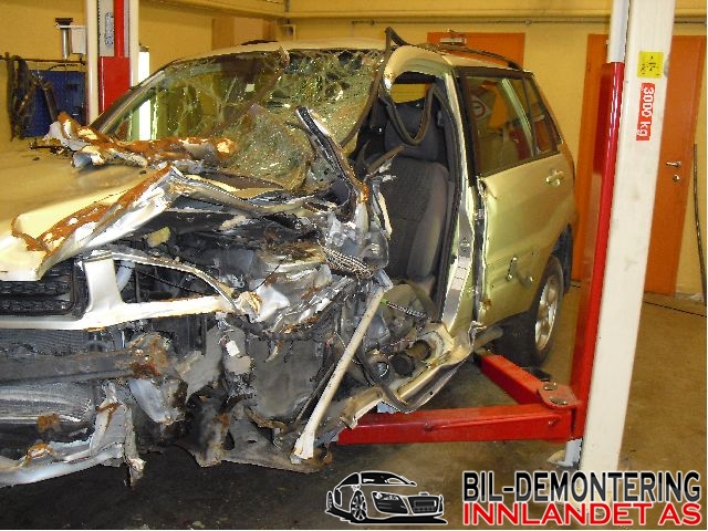 Toyota RAV4 2000-2006 (Type II) , Motorkode: , Girkassekode:
