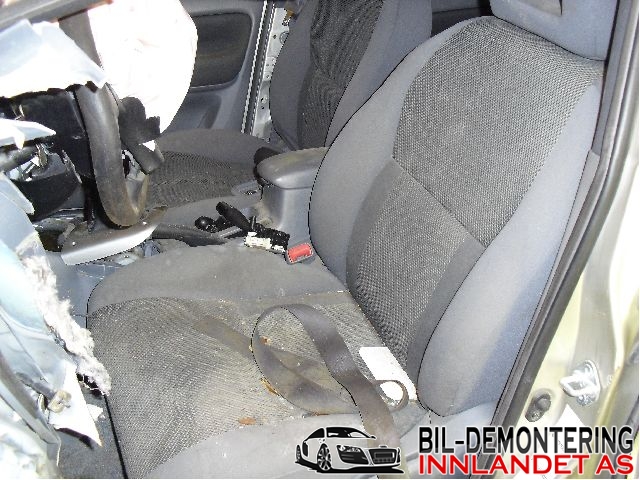 Toyota RAV4 2000-2006 (Type II) , Motorkode: , Girkassekode: