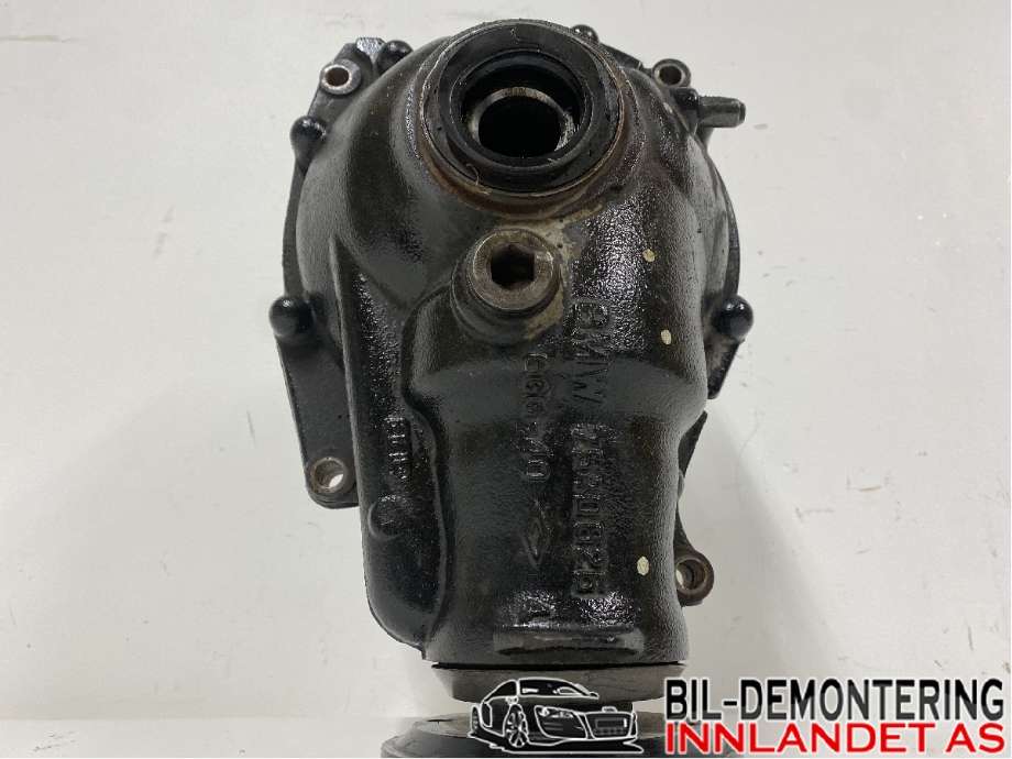 Kardang til BMW X3 2003-2006 (Fase 1) (E83) (E83) (31 50 7 500 793|07;I=43:14=3|)