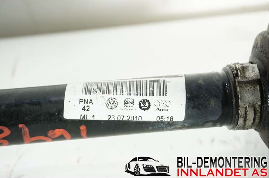 Drivaksel venstre foran til VW Polo 2009-2014 (Type V, Fase 1) (6R0 407 761 A|6R0 407 761 AX|)