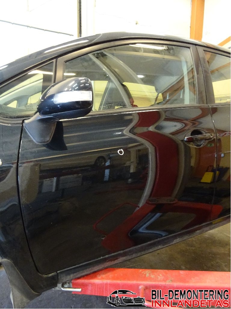Låsekasse høyre til Toyota Auris, 2010-2012 (Type I, Fase 2)  (6904002210)
