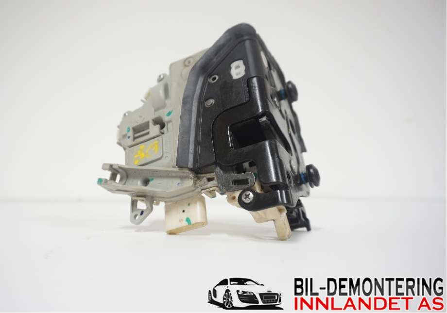Låsekasse høyre til Audi A4 2007-2014 (Type IV) (B8) (B8) (8K0 839 016 C|8J1837016 C|)