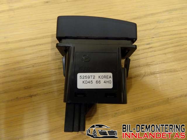 Bryter nødblink til Mazda CX-5 2012-2017 (Type I)  (|KD45664H0)