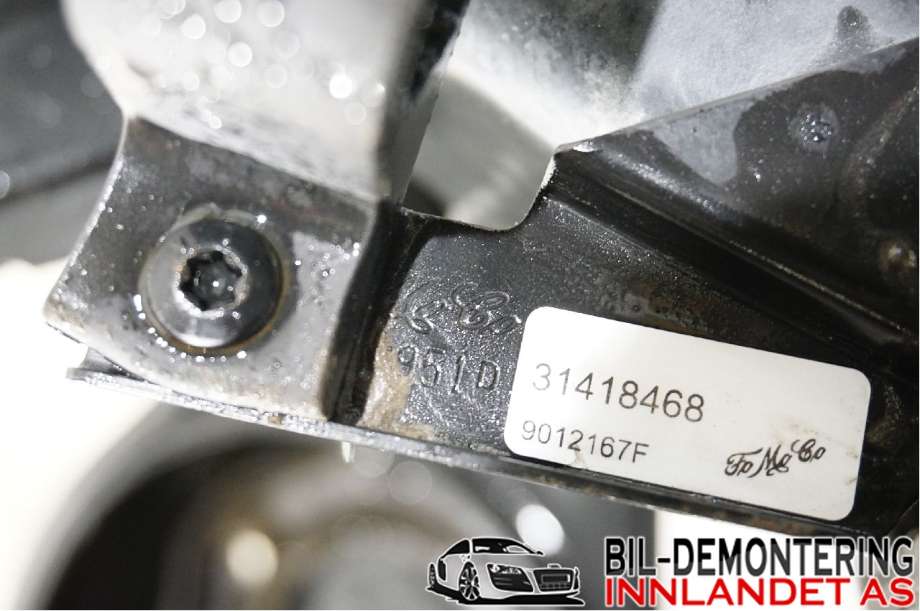 Travers bak til Volvo V60/V60 CC 2013-2018 (Type I, Fase 2) (31429013|)