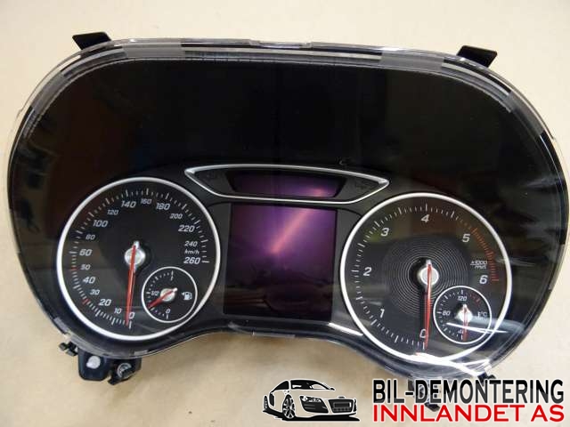 Instrumentpanel til Mercedes B-Klasse, 2011-2018 (W246) (W246) (A 246 900 02 15)