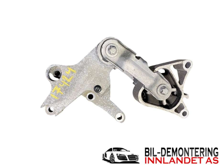 Motorfeste til Mercedes B-Klasse 2011-2018 (W246) (W246) (A 246 240 08 09|A 246 240 13 09|)