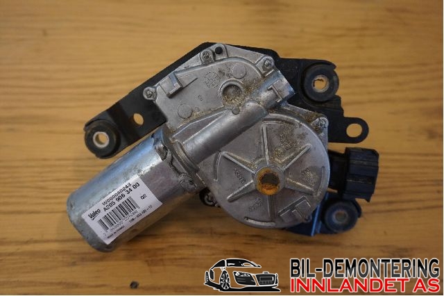 Viskermotor bakrute til Mercedes C-Klasse 2014-2018 (Fase 1) (W205) (W205) (MERCEDES|A 205 906 34 00|)
