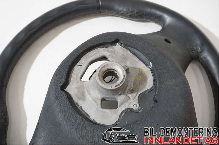 Ratt til BMW X5 2013-2018 (F15) (F15) (BMW|32 30 6 868 763|32 30 6 877 854|2460058038501)