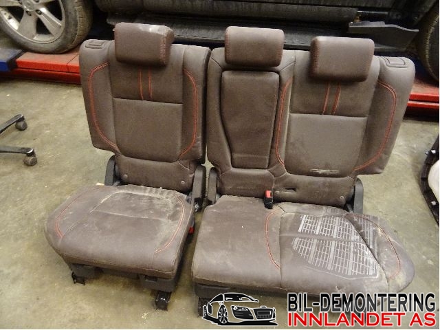 Sete bak til Mitsubishi Outlander, 2015-->> (Type III, Fase 2)  (MITSUBISHI|)