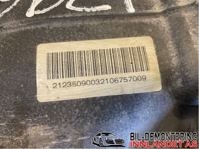 Kardang klokke bak til Mercedes E-Klasse 2009-2013 (Fase 1) (W212) (W212) (MERCEDES|A 204 350 01 14|)