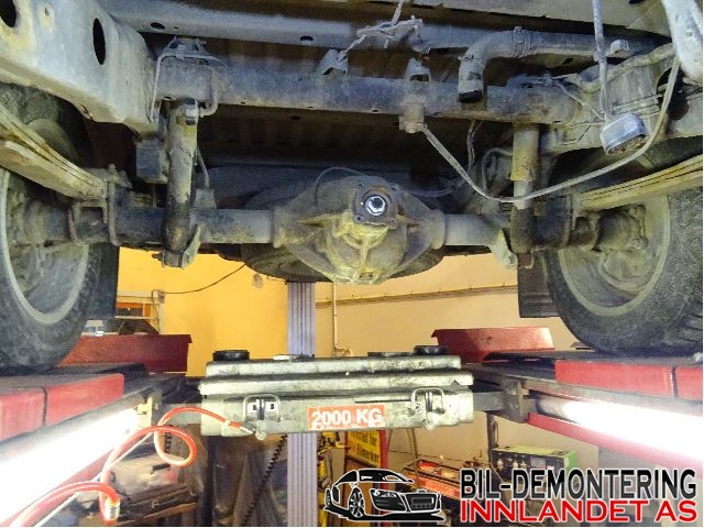 Bakaksel til VW Amarok, 2010-2016 (Type I, Fase 1)  (VOLKSWAGEN|2H0 501 011 AN)