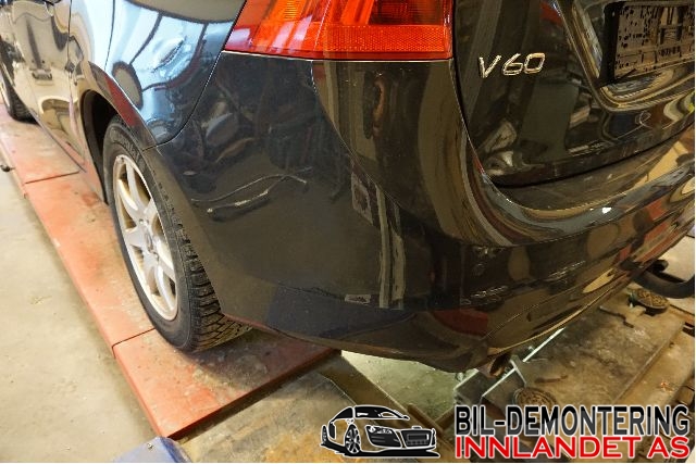 Støtfanger bak til Volvo V60/V60 CC, 2013-2018 (Type I, Fase 2)  (VOLVO|)