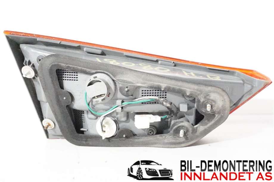 Baklykt høyre indre til Hyundai Ix20 2010-2017  (HYUNDAI|92404 1K000||92404-1K0 R)