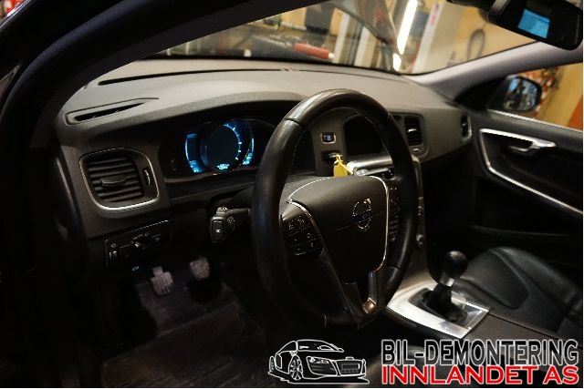 Dashbord til Volvo V60/V60 CC, 2013-2018 (Type I, Fase 2)  (VOLVO|39826877)