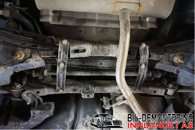 Travers bak til Toyota Auris, 2015-2019 (Type II, Fase 2)  (TOYOTA|5120602051)