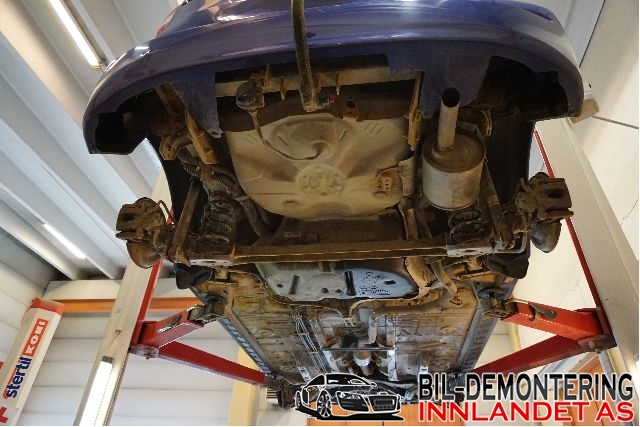 Eksos midtre til Subaru Trezia, 2011-2013 (SUBARU|1741033190)